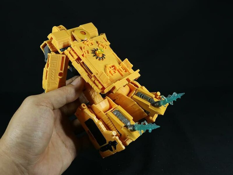 Kingdom Titan Class Autobot Ark Gap Fillers And More Upgrades From Funbie Studios  (32 of 32)